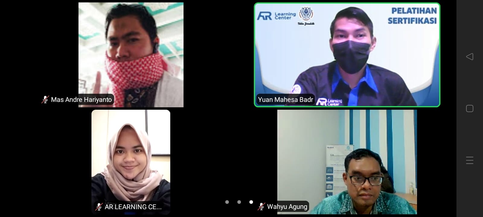 Foto: Tampilan Kelas Privat Lembaga AR Learning Center bersama peserta BUMN/Mas Andre Hariyanto